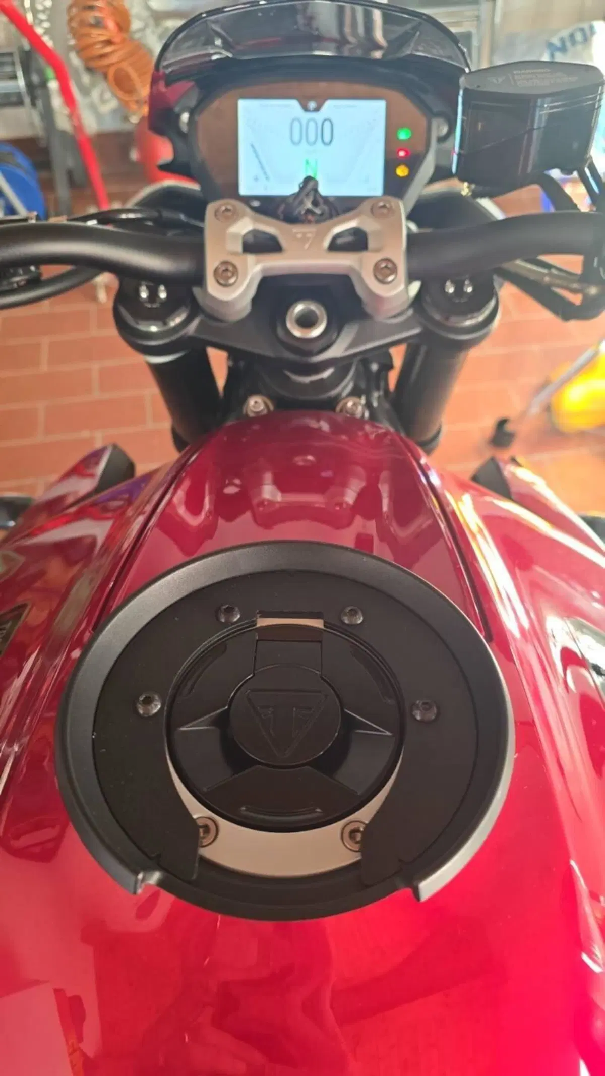 Triumph Street Triple 765 RS (2023 - 26) (10)