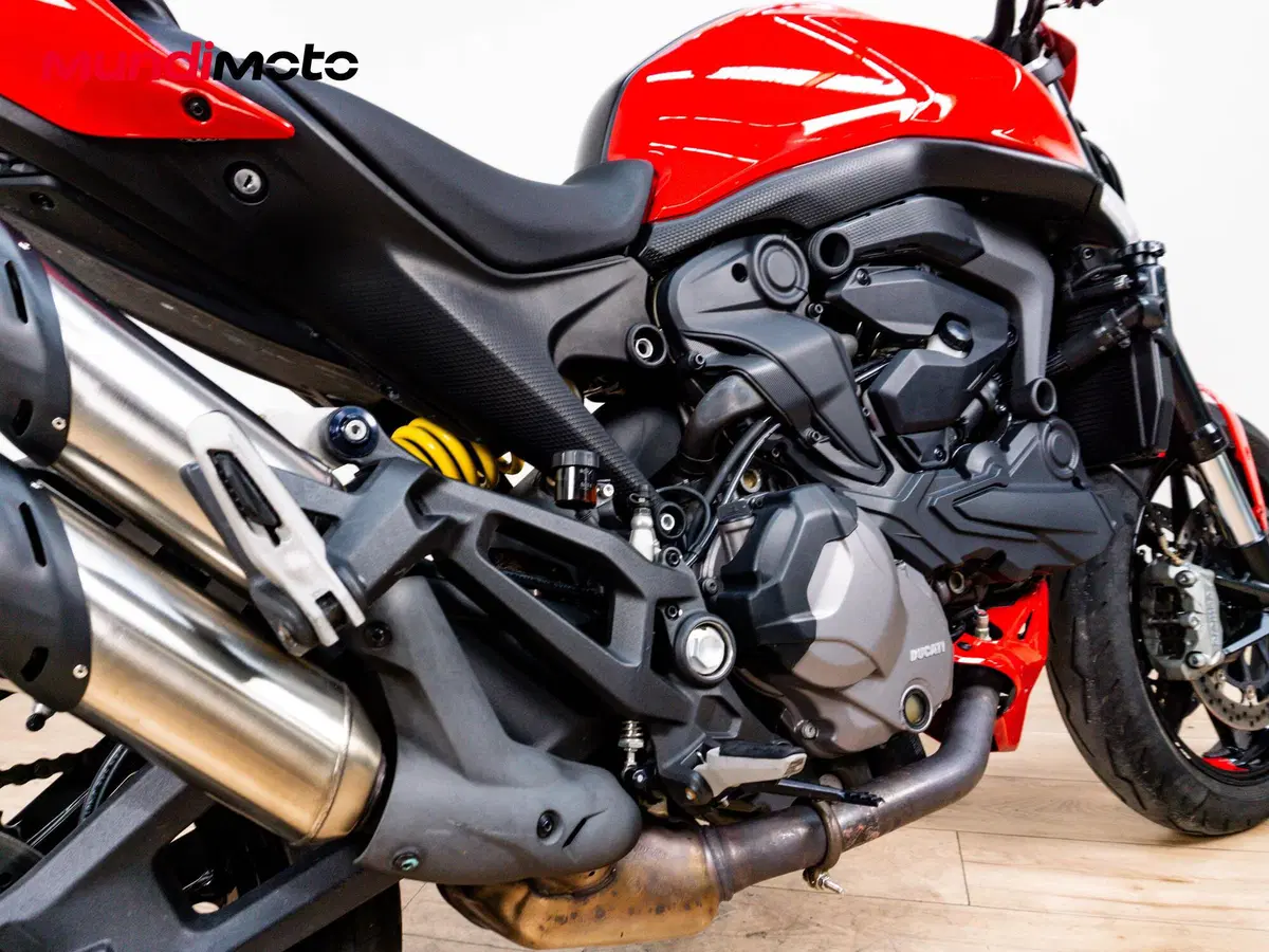 Ducati Monster 937 (2021 - 25) (4)