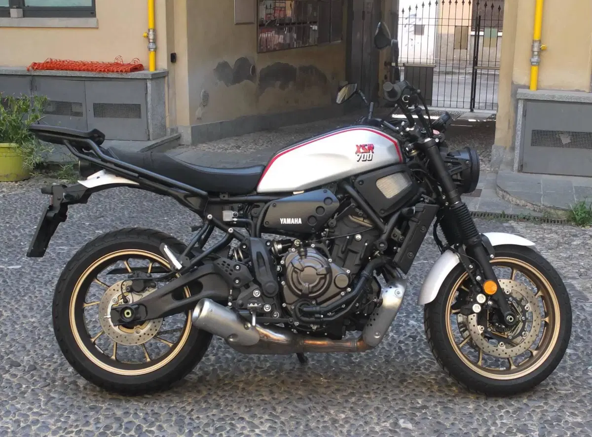 Yamaha XSR 700 XTribute (2022 - 24) (2)