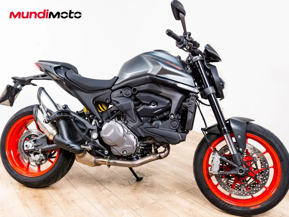 Ducati Monster 937 (2021 - 25) (2)