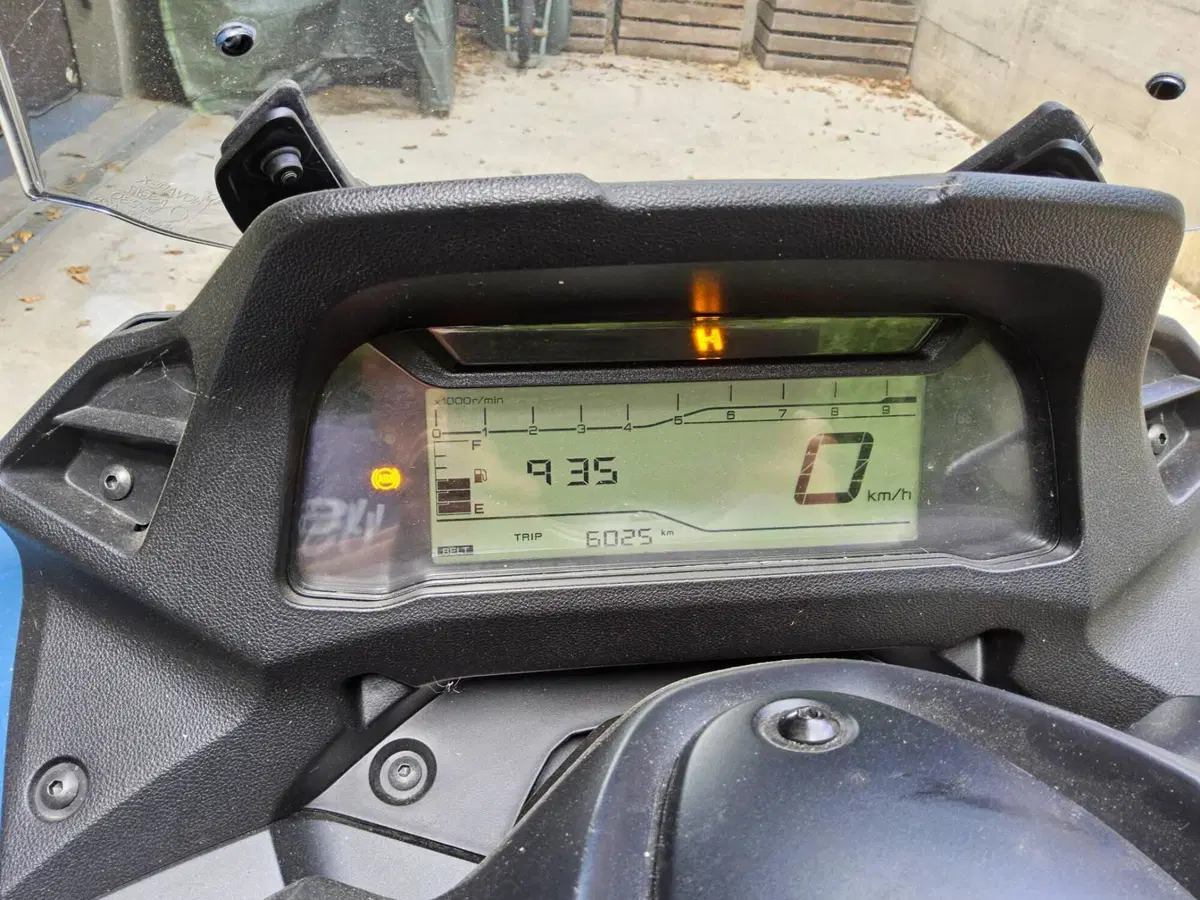Yamaha Tricity 300 (2021 - 24) (4)