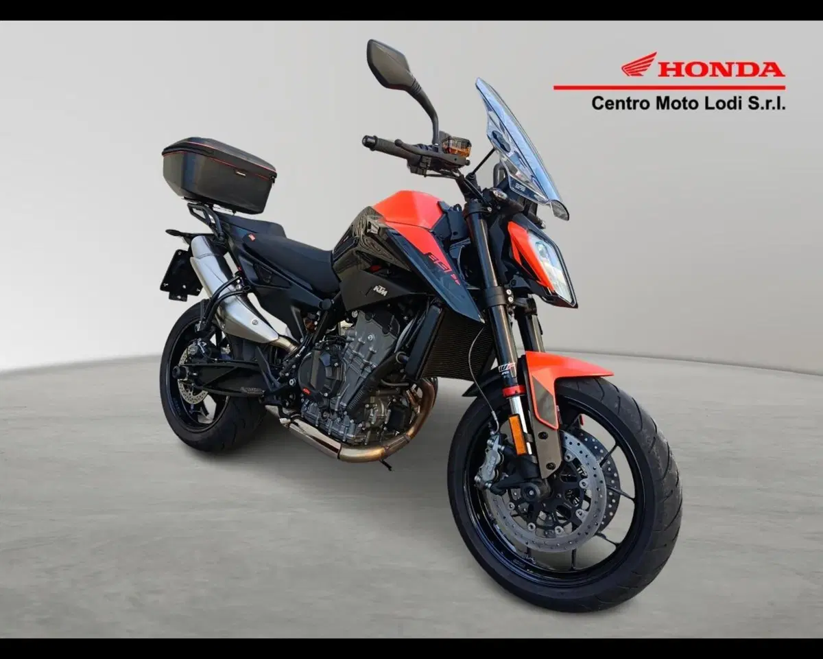 KTM 890 Duke GP (2022 - 23) (2)