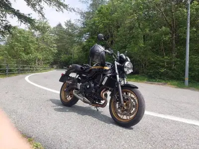 Kawasaki Z 650 RS (2025 - 26) usata