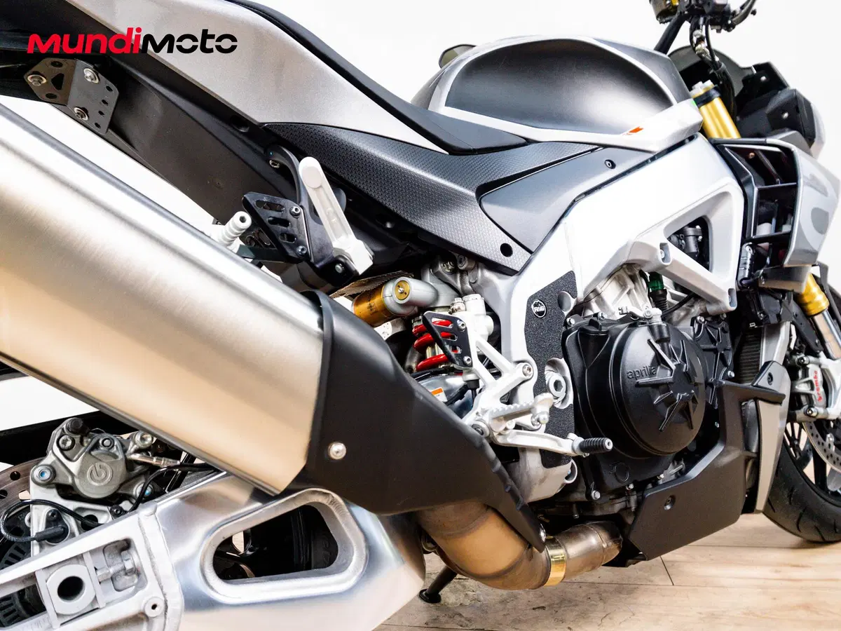 Aprilia Tuono V4 (2021 - 24) (4)