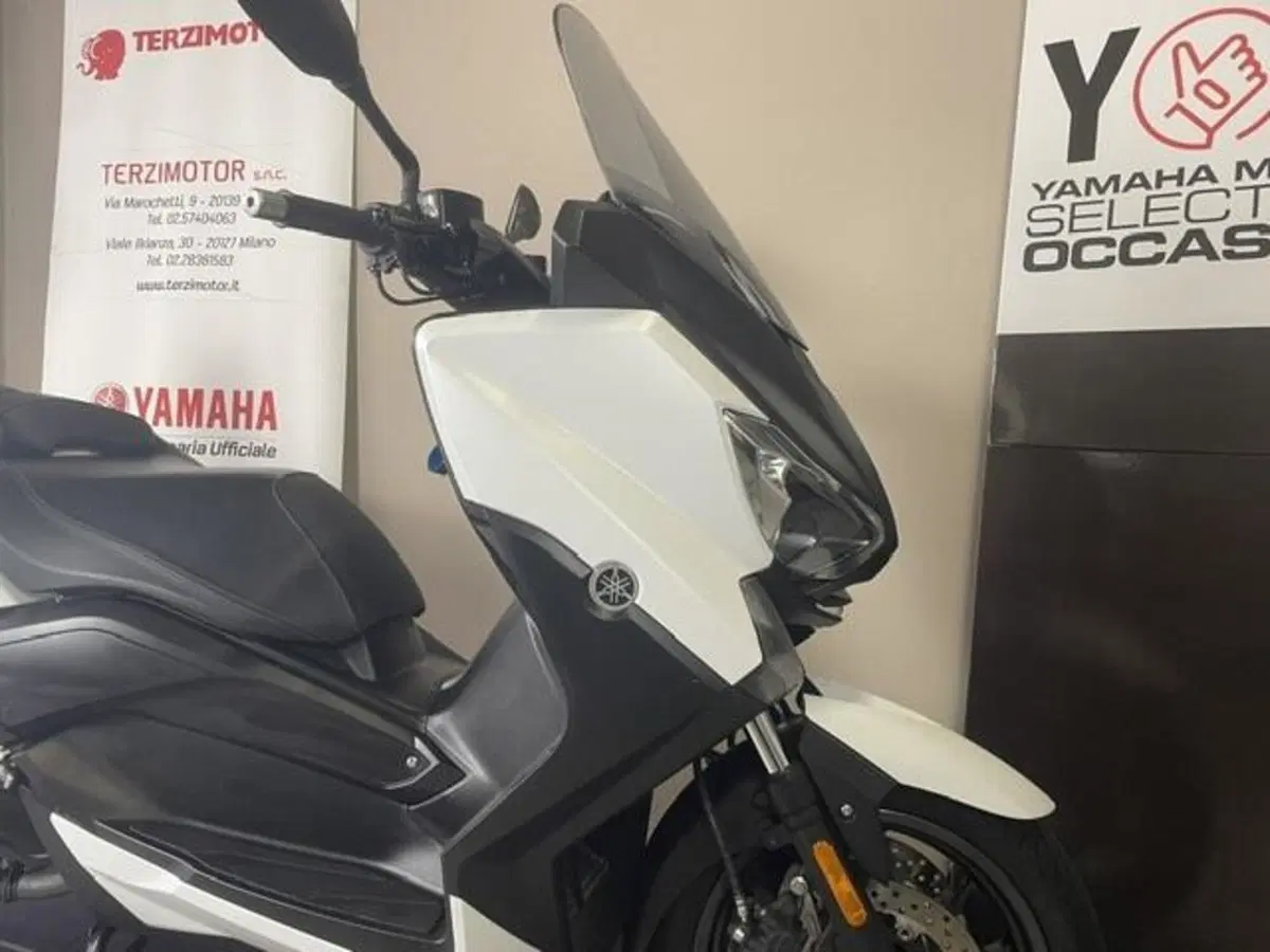 Yamaha X-Max 400 ABS (2013 - 16) (2)