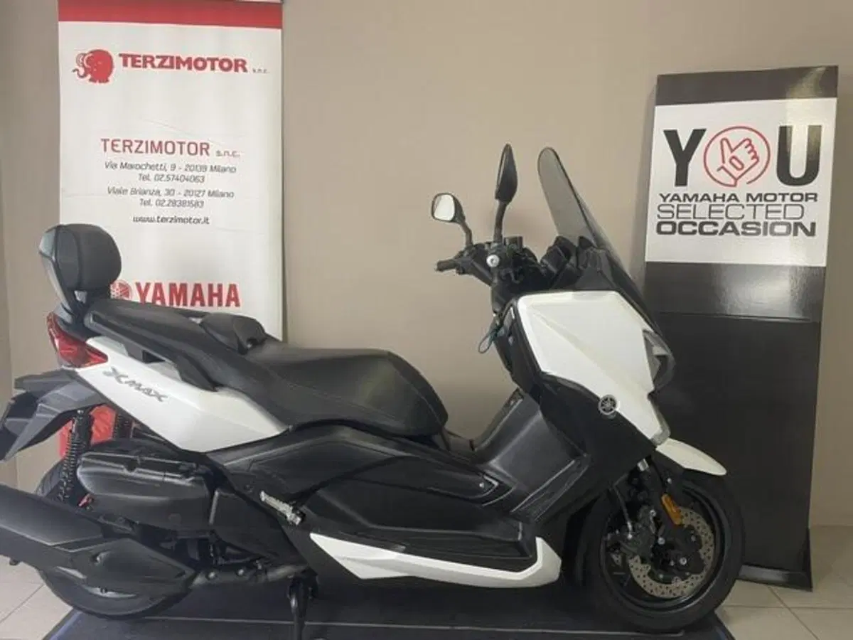 Yamaha X-Max 400 ABS (2013 - 16) (4)