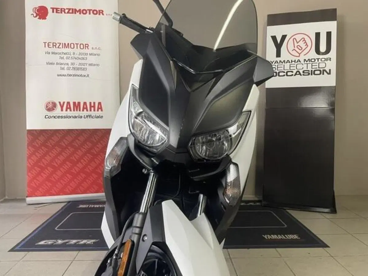 Yamaha X-Max 400 ABS (2013 - 16) (3)