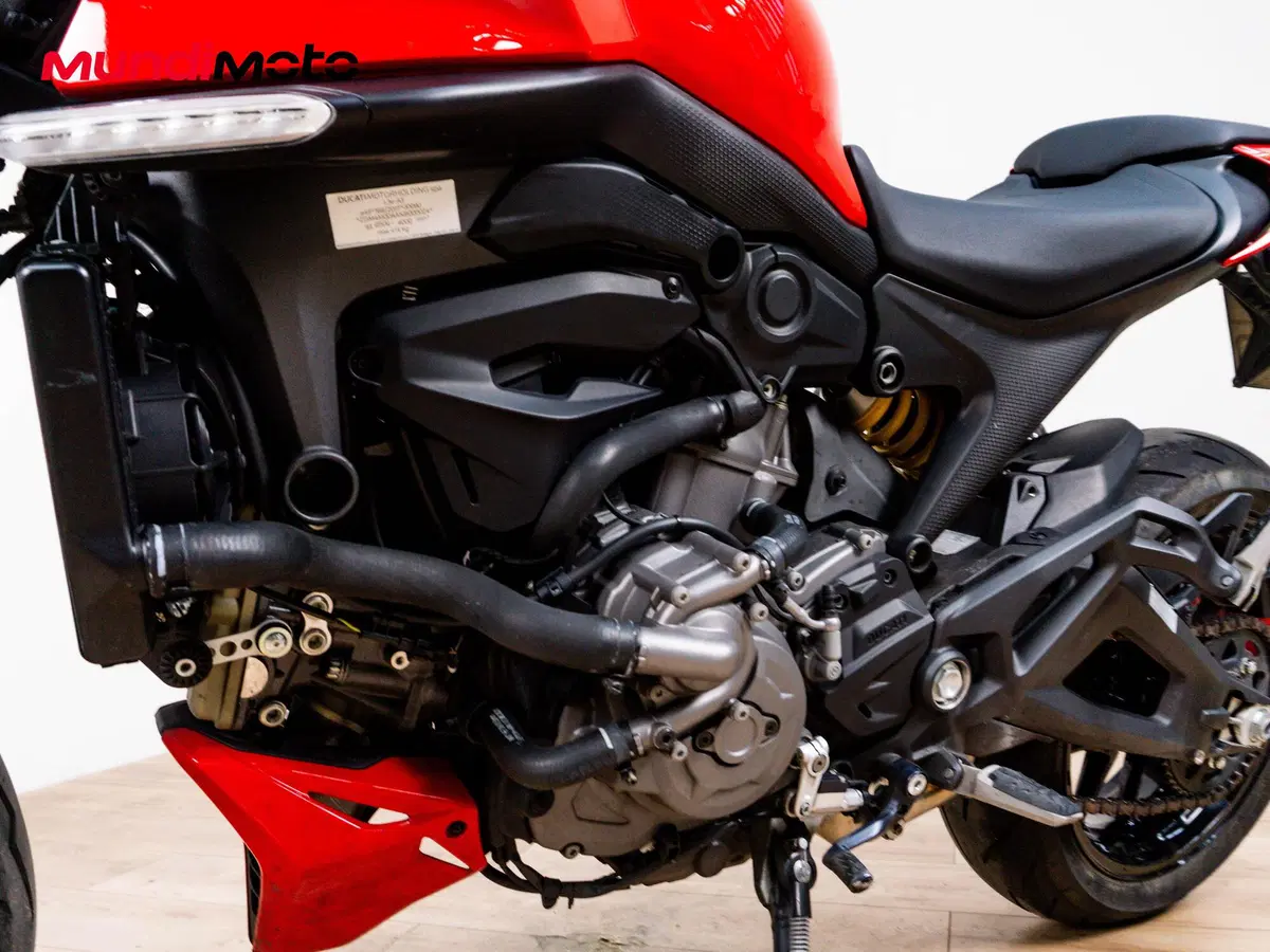 Ducati Monster 937 (2021 - 25) (9)