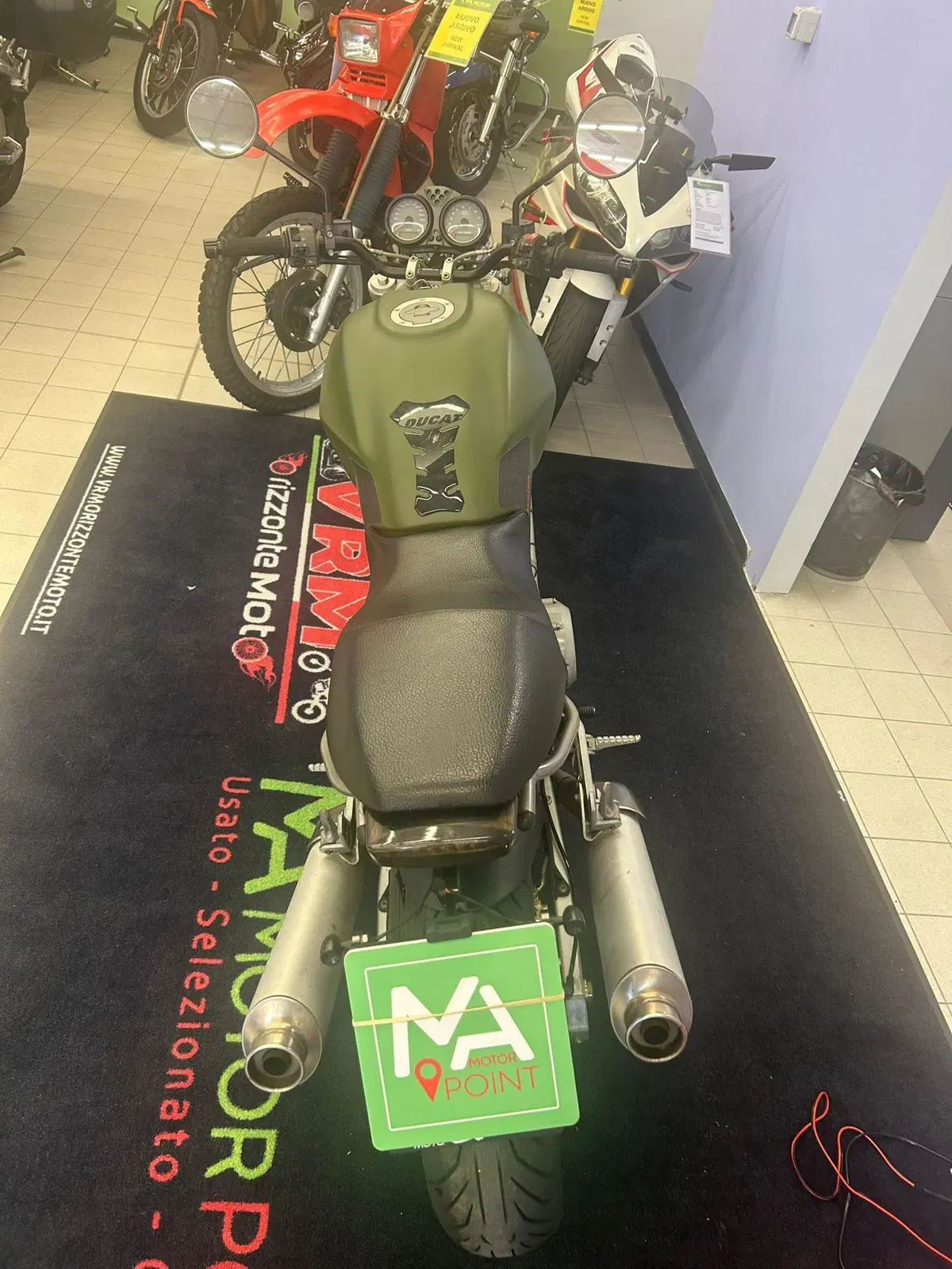Ducati Monster 620 Dark (2003 - 06) (7)