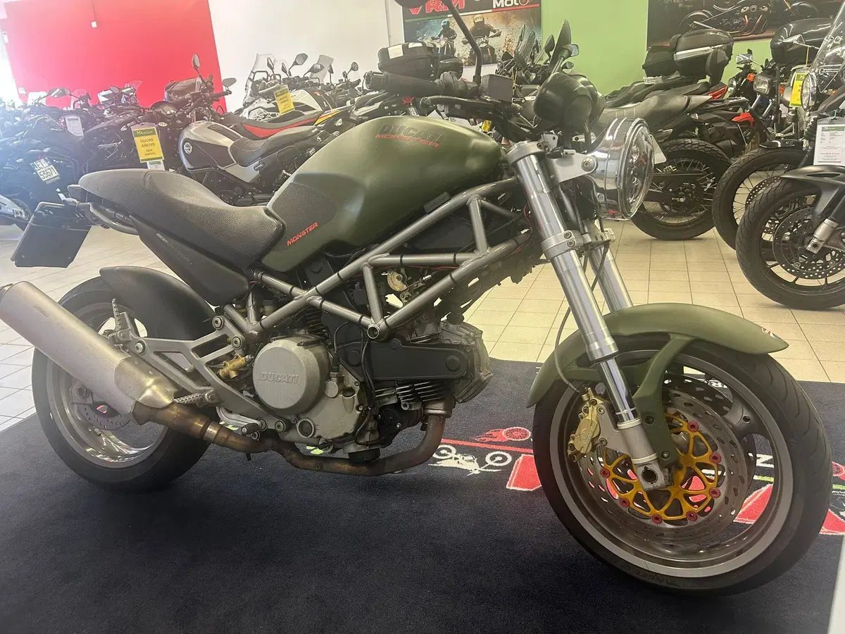 Ducati Monster 620 Dark (2003 - 06) (8)
