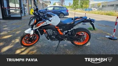 KTM 890 Duke R (2021 - 23) usata