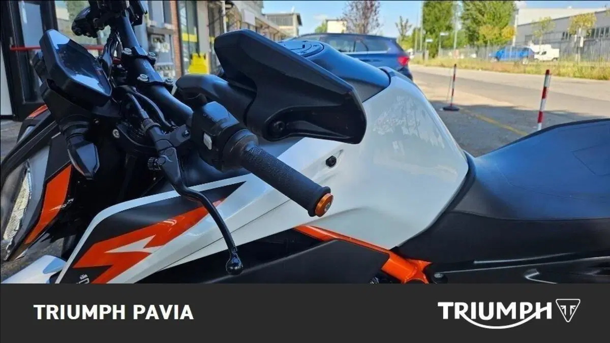 KTM 890 Duke R (2021 - 23) (11)