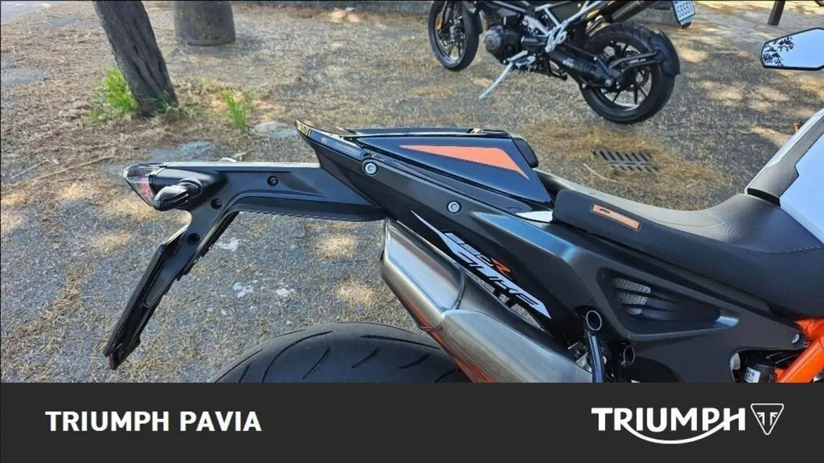 KTM 890 Duke R (2021 - 23) (16)
