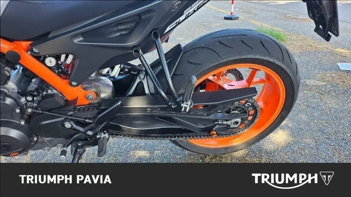 KTM 890 Duke R (2021 - 23) (15)
