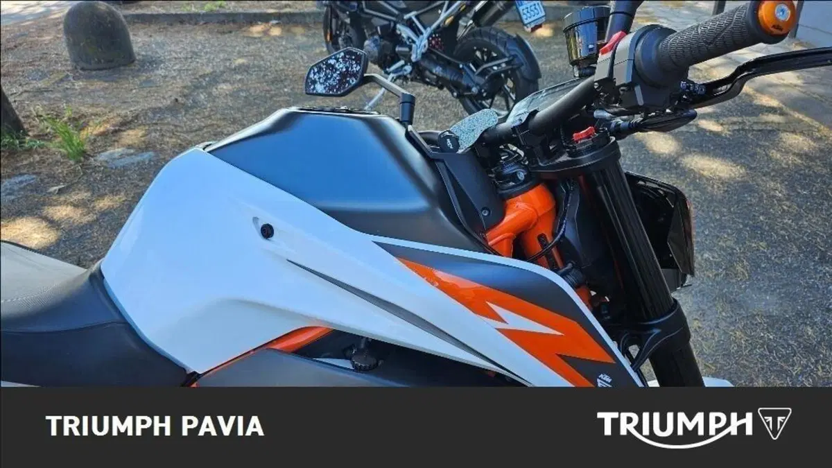 KTM 890 Duke R (2021 - 23) (20)