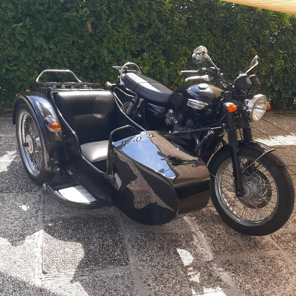 Triumph Bonneville (2007 - 16)