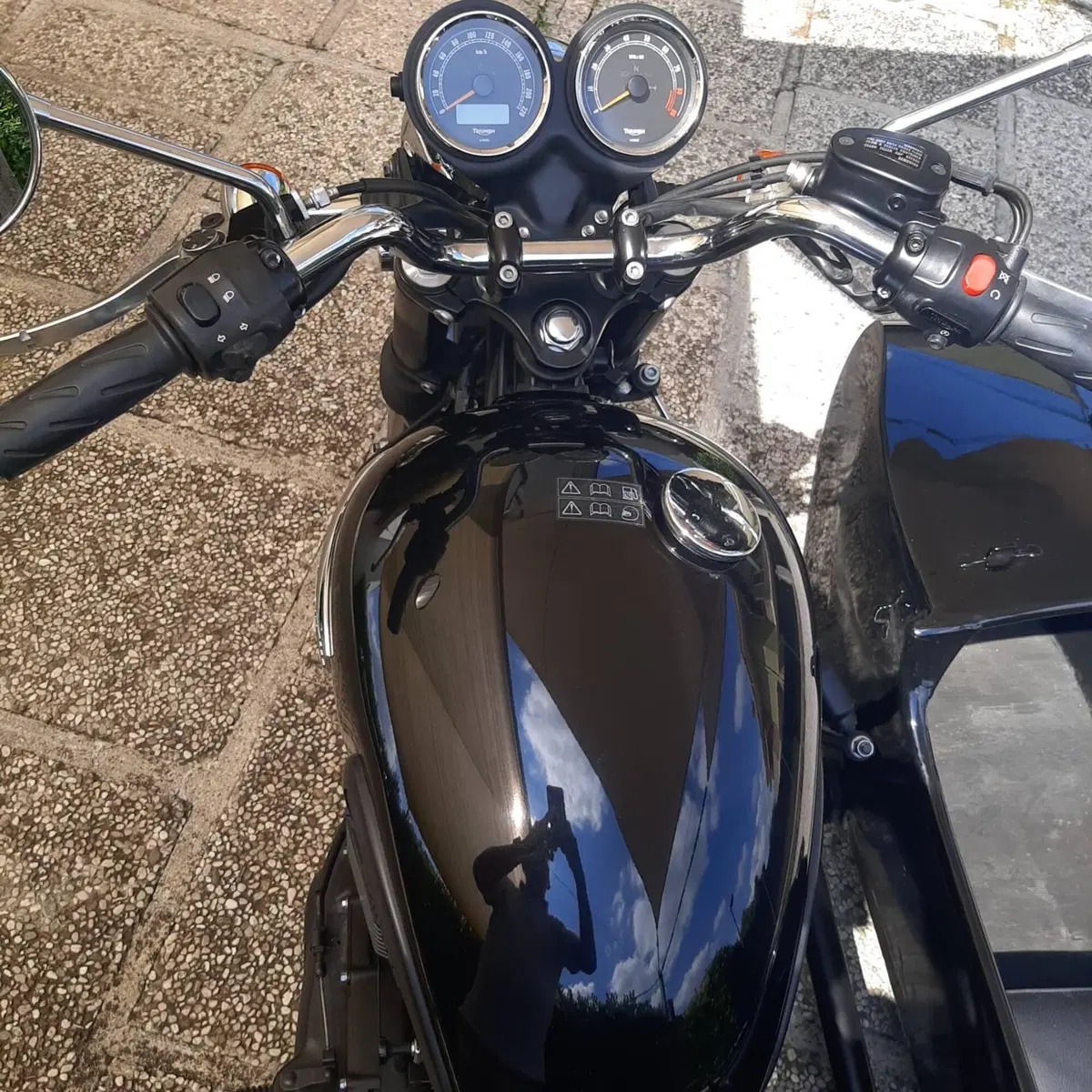 Triumph Bonneville (2007 - 16) (4)