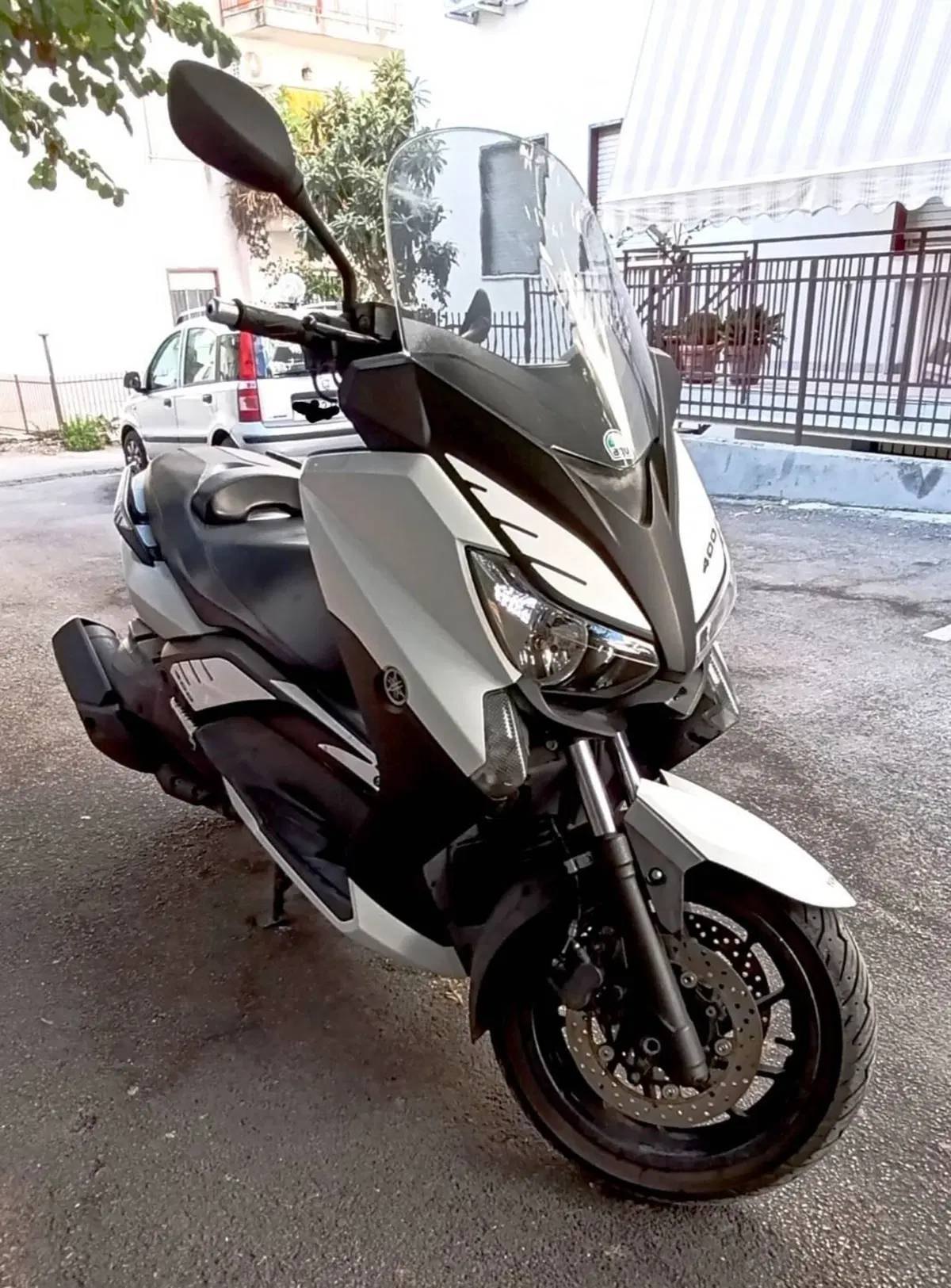 Yamaha X-Max 400 (2013 - 16)