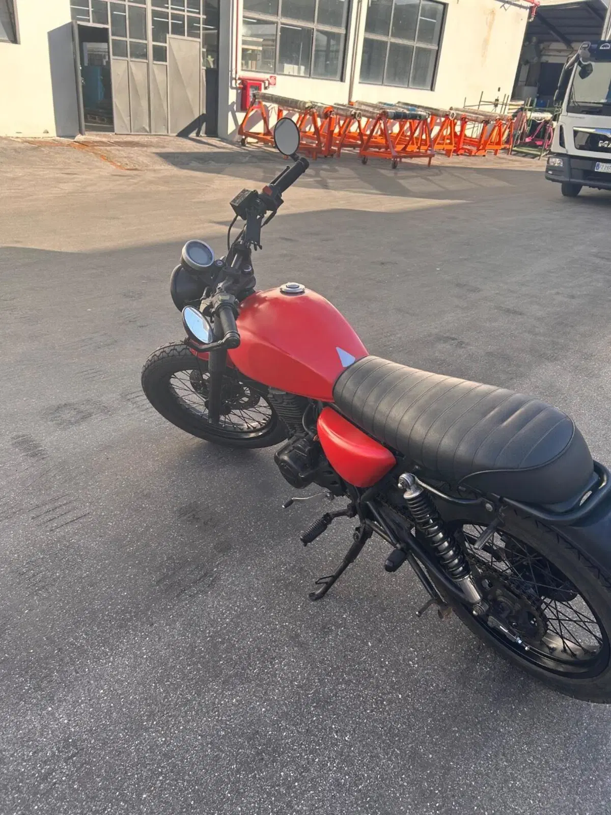 Vervemoto Tracker 250i (2019 - 24) (5)