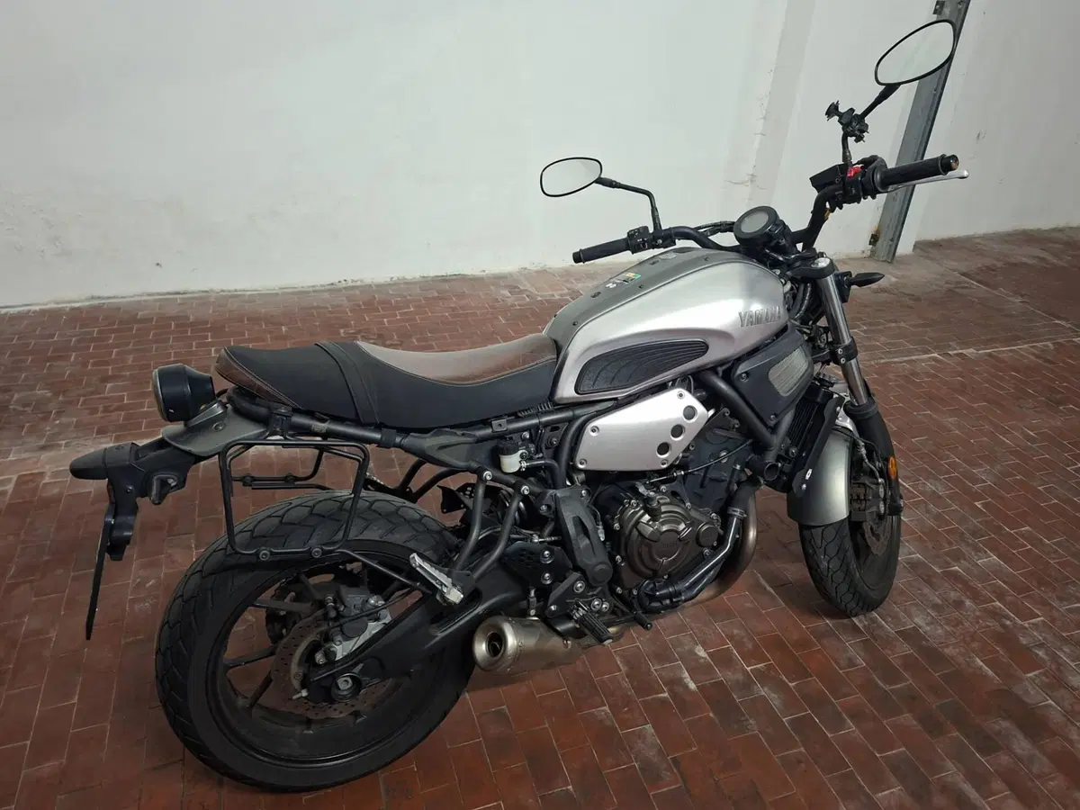 Yamaha XSR 700 ABS (2016 - 20)
