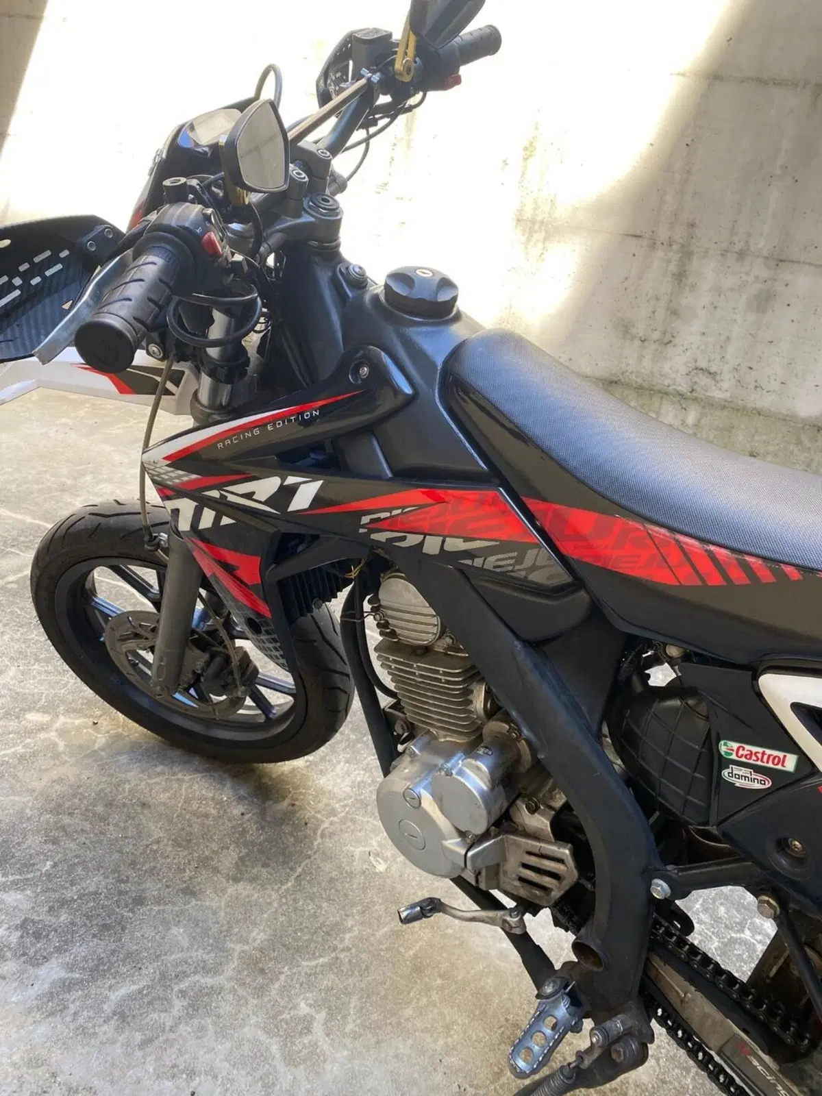 Rieju Marathon 125 Motard Pro (2017 - 20) (5)