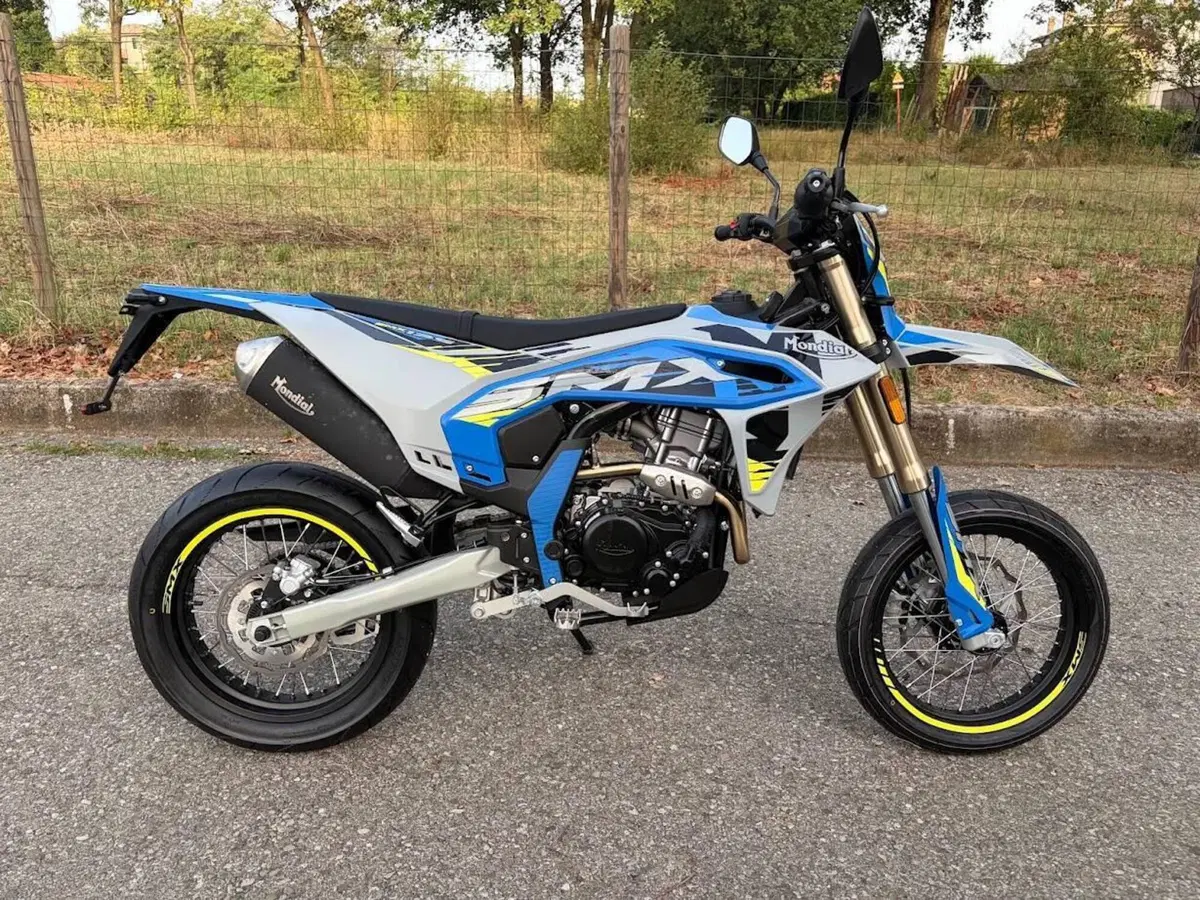 FB Mondial SMX 125 Motard (2025 - 26) (5)