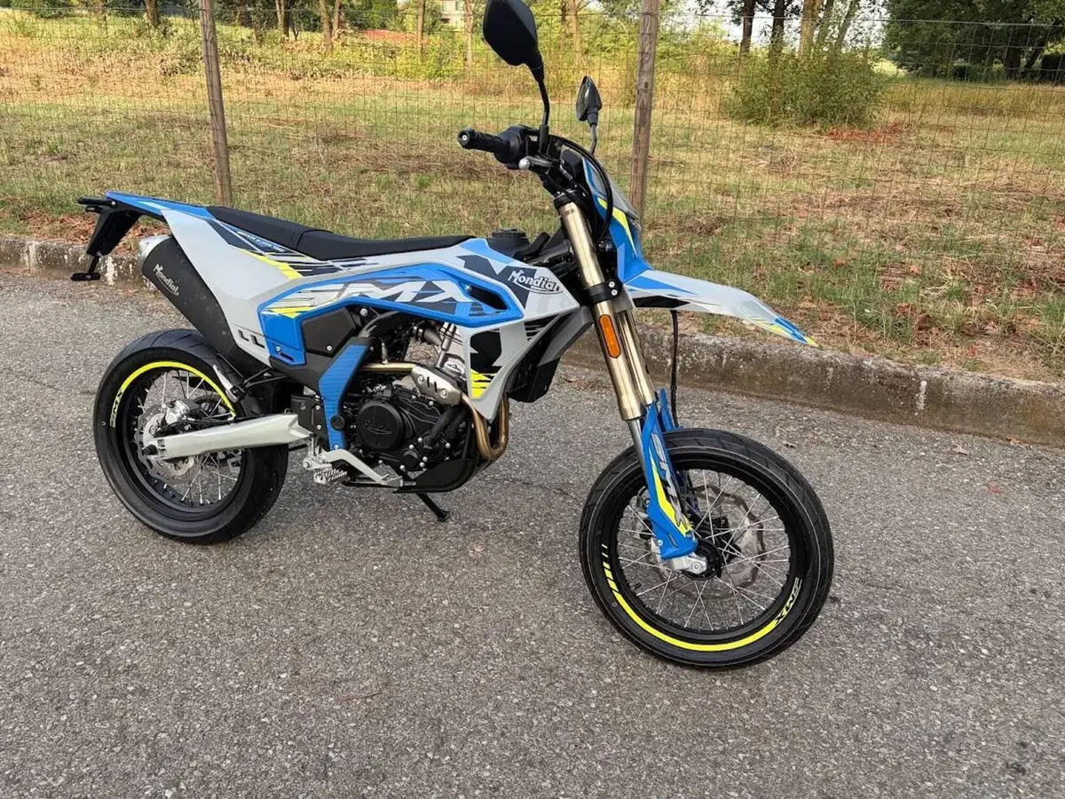FB Mondial SMX 125 Motard (2025 - 26) (6)