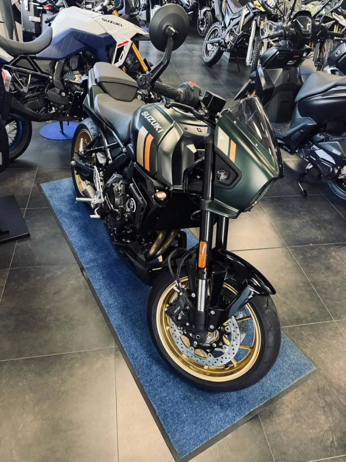 Suzuki GSX-8TT (2025 - 26) (3)