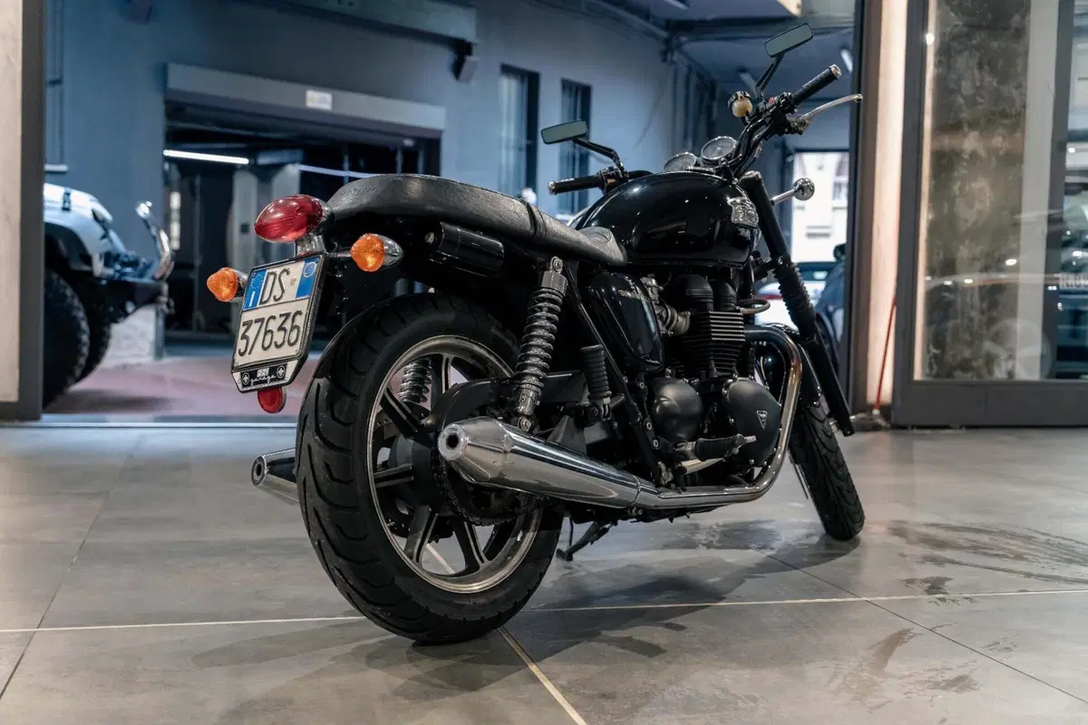 Triumph Bonneville T100 (2008 - 16) (8)