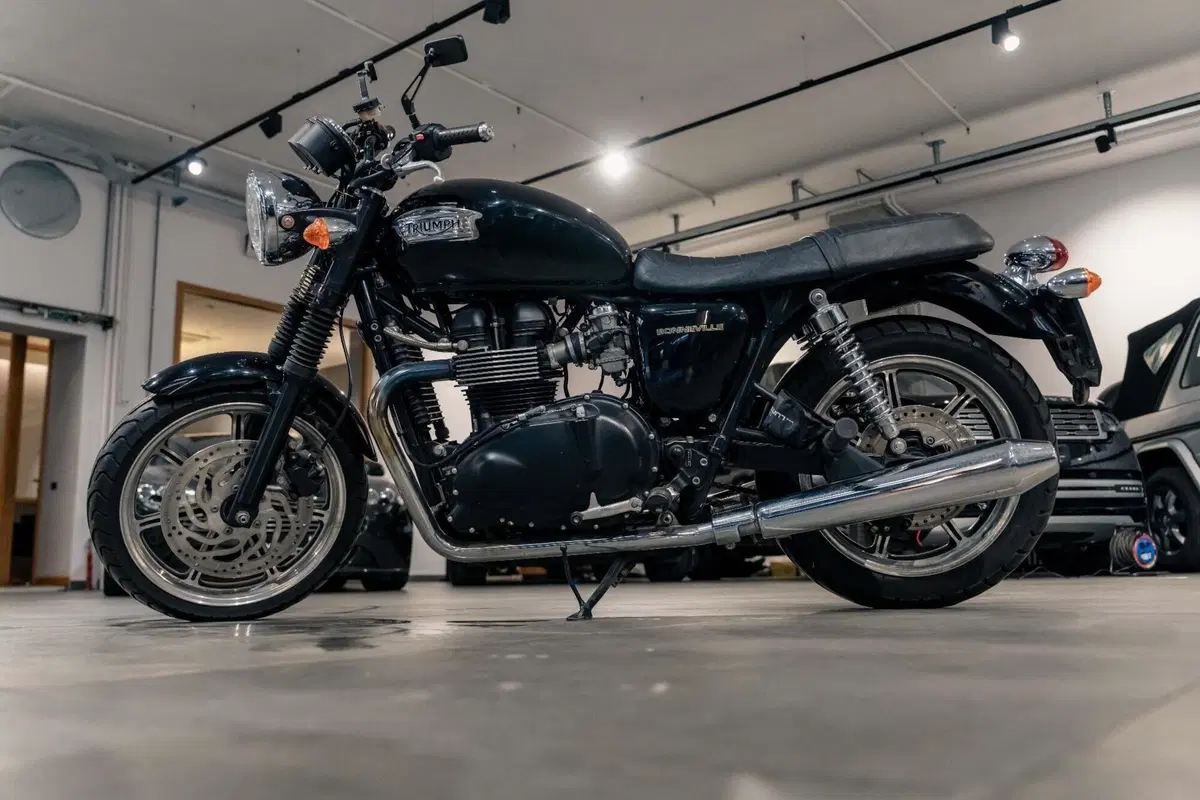 Triumph Bonneville T100 (2008 - 16) (11)