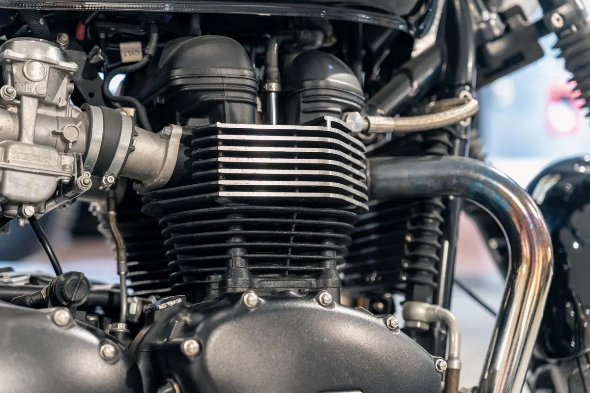Triumph Bonneville T100 (2008 - 16) (18)
