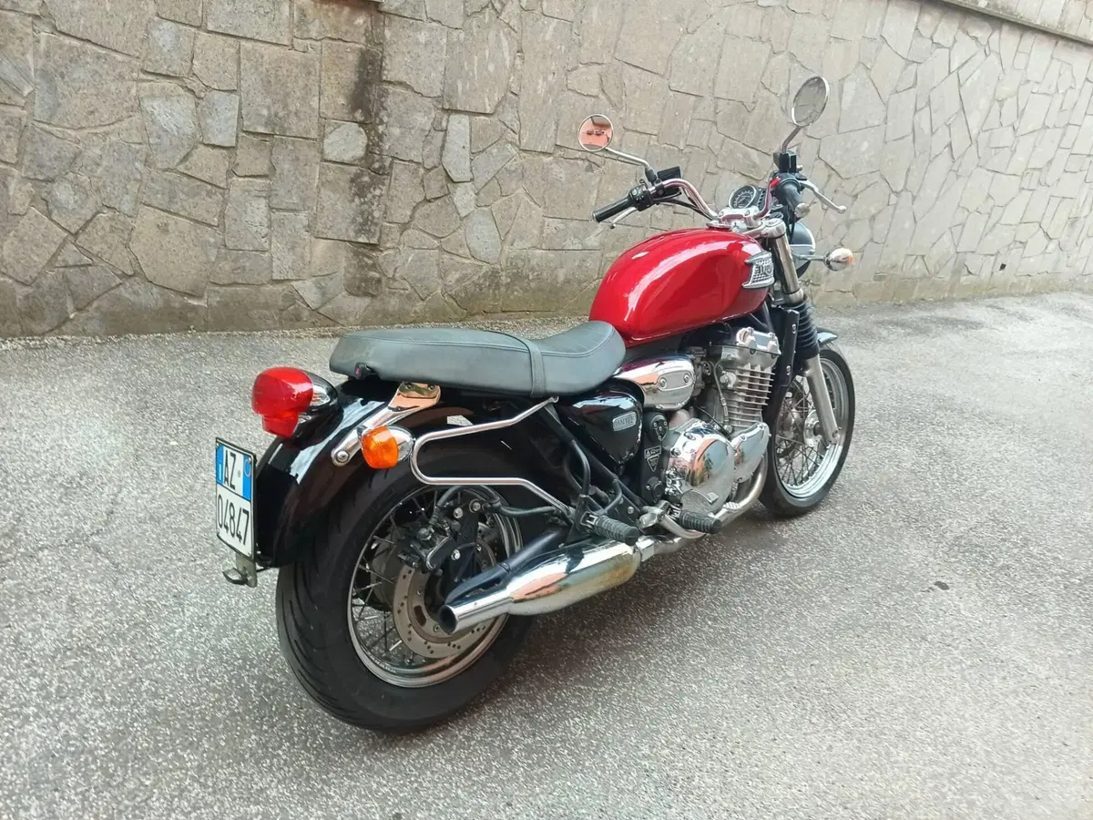 Triumph Thunderbird 900 (1995 - 01) (3)
