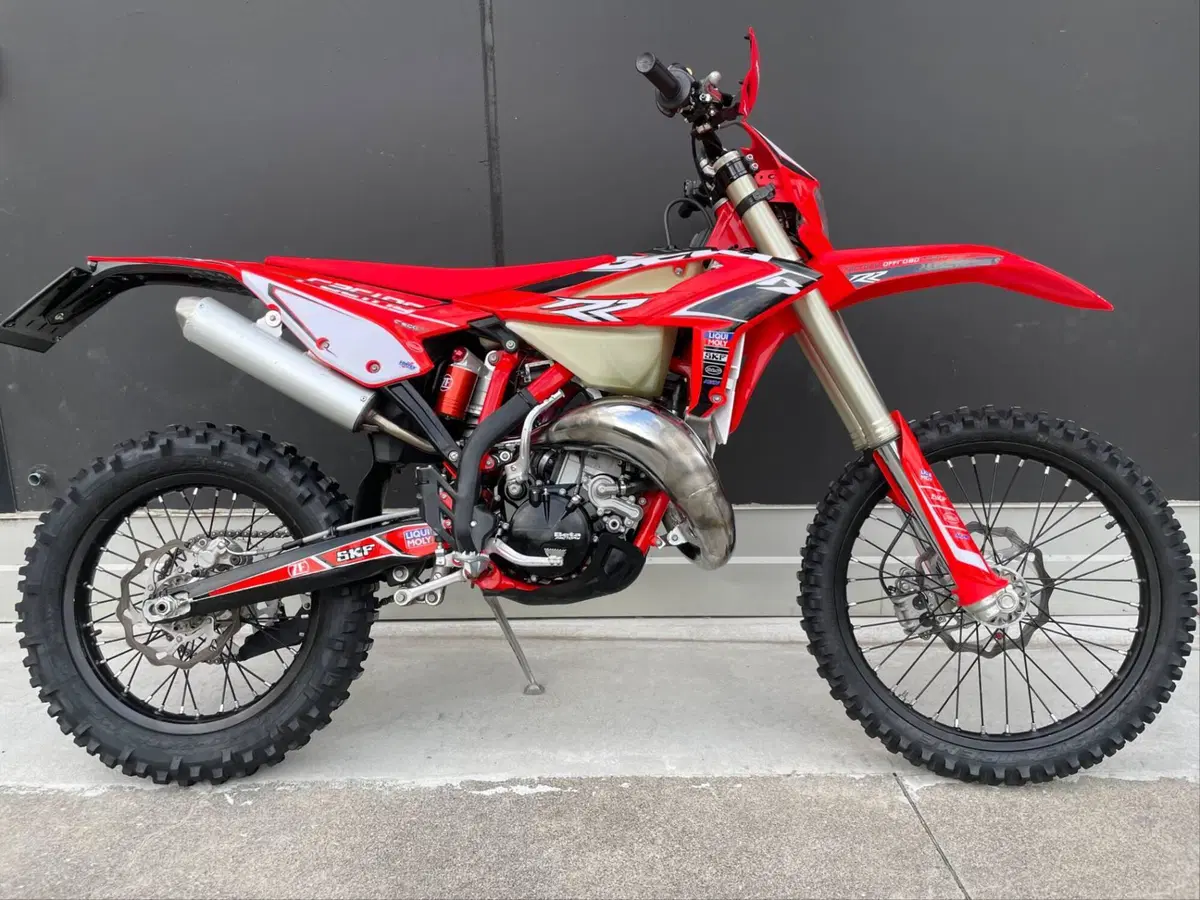 Betamotor RR 125 2T Enduro (2024) (3)
