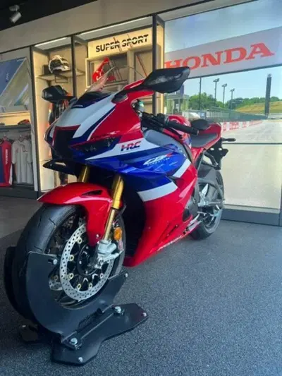 Honda CBR 1000 RR-R Fireblade SP (2024 - 26) nuova
