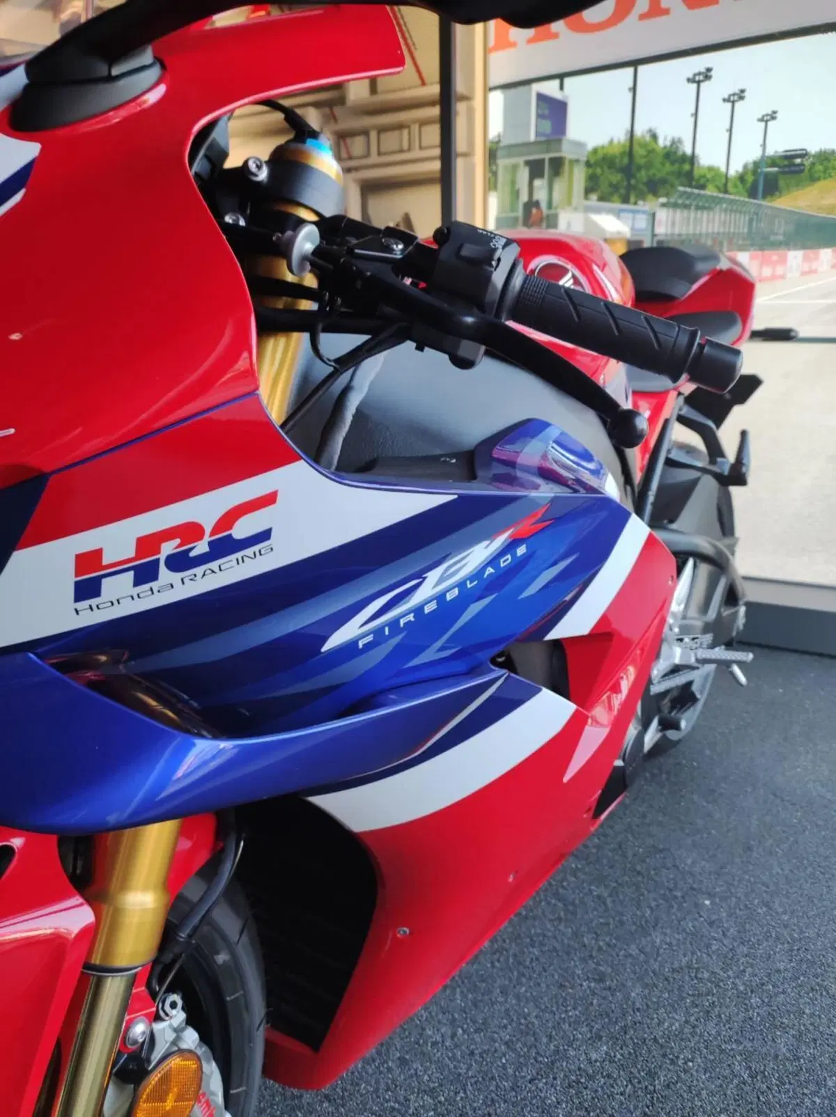 Honda CBR 1000 RR-R Fireblade SP (2024 - 26) (3)