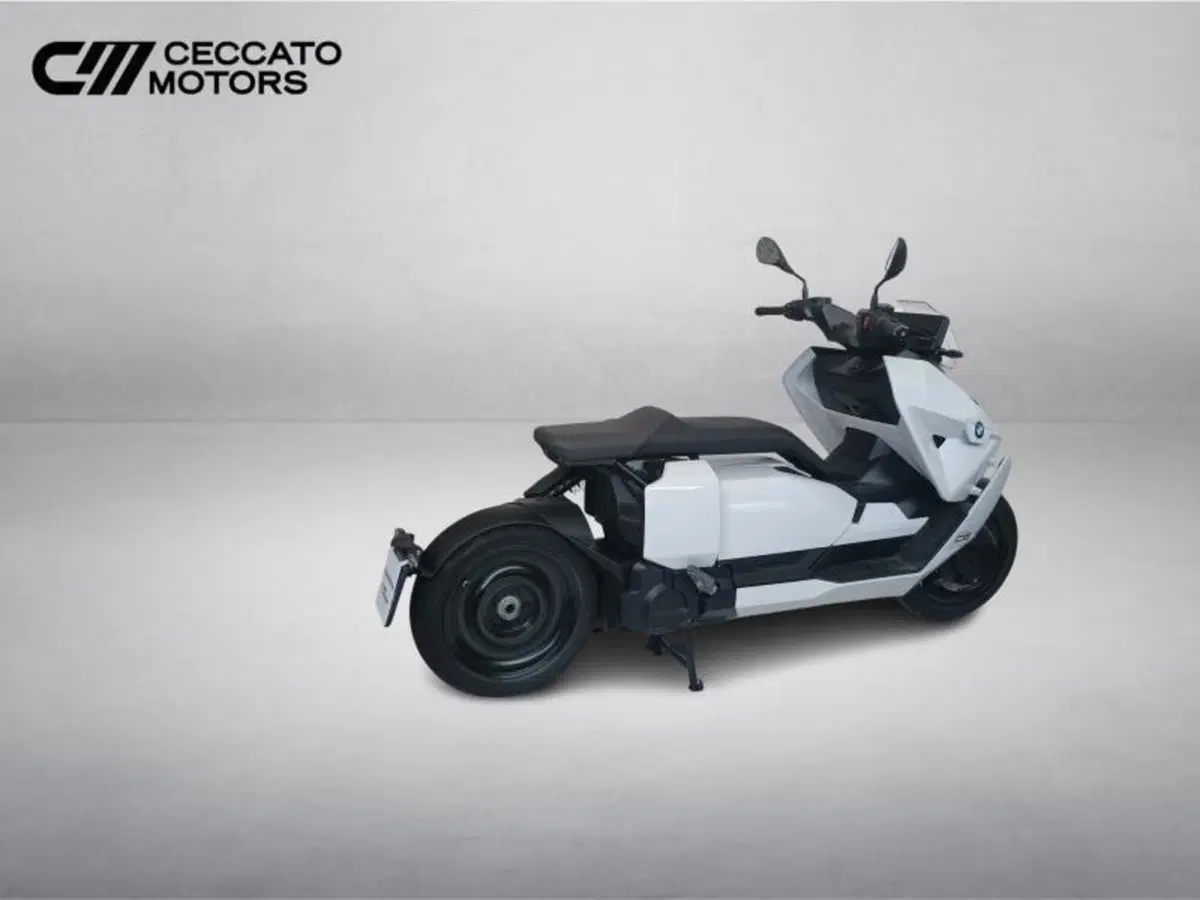 Bmw CE 04 (2021 - 25) (4)
