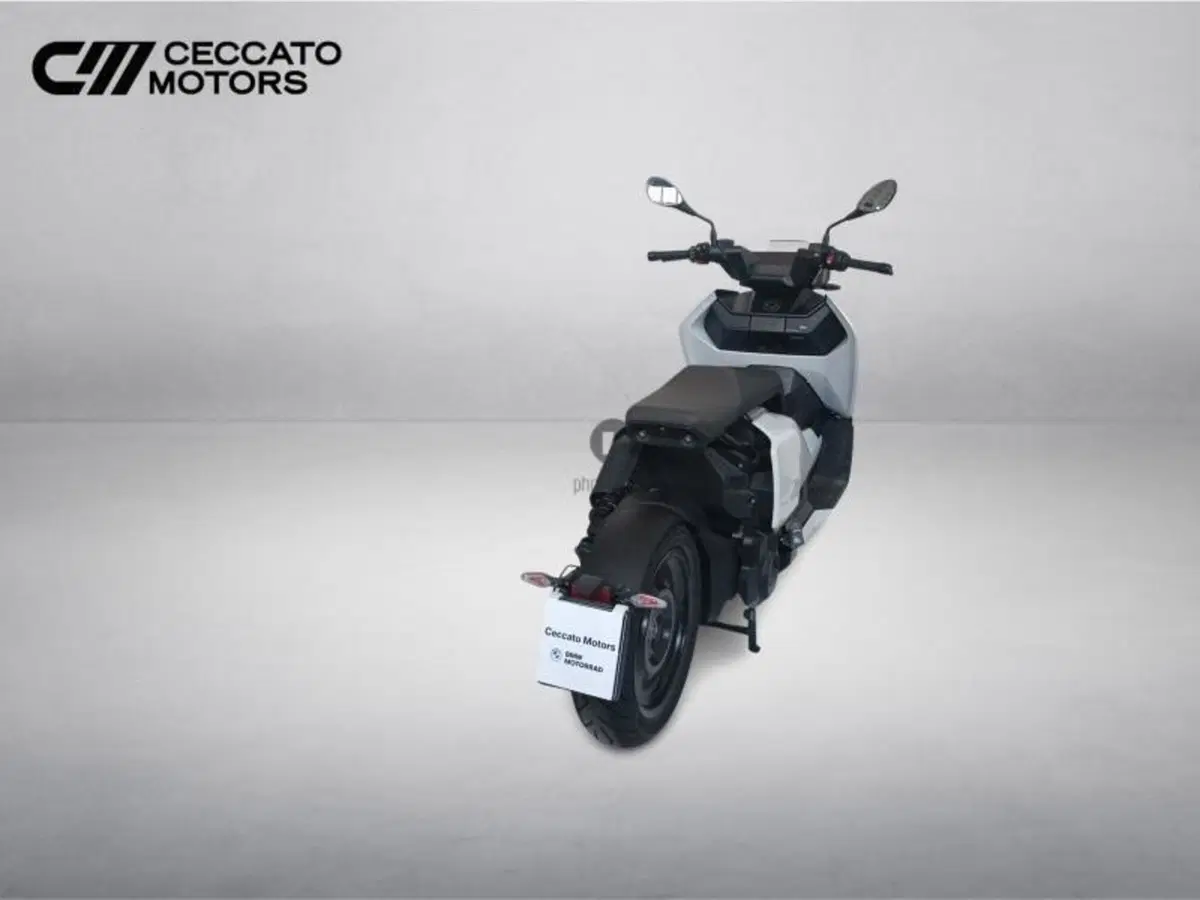 Bmw CE 04 (2021 - 25) (5)