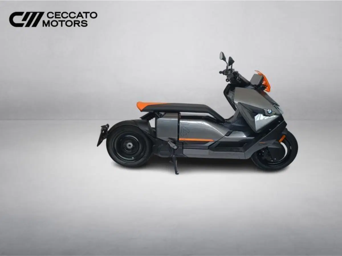 Bmw CE 04 (2021 - 25) (3)