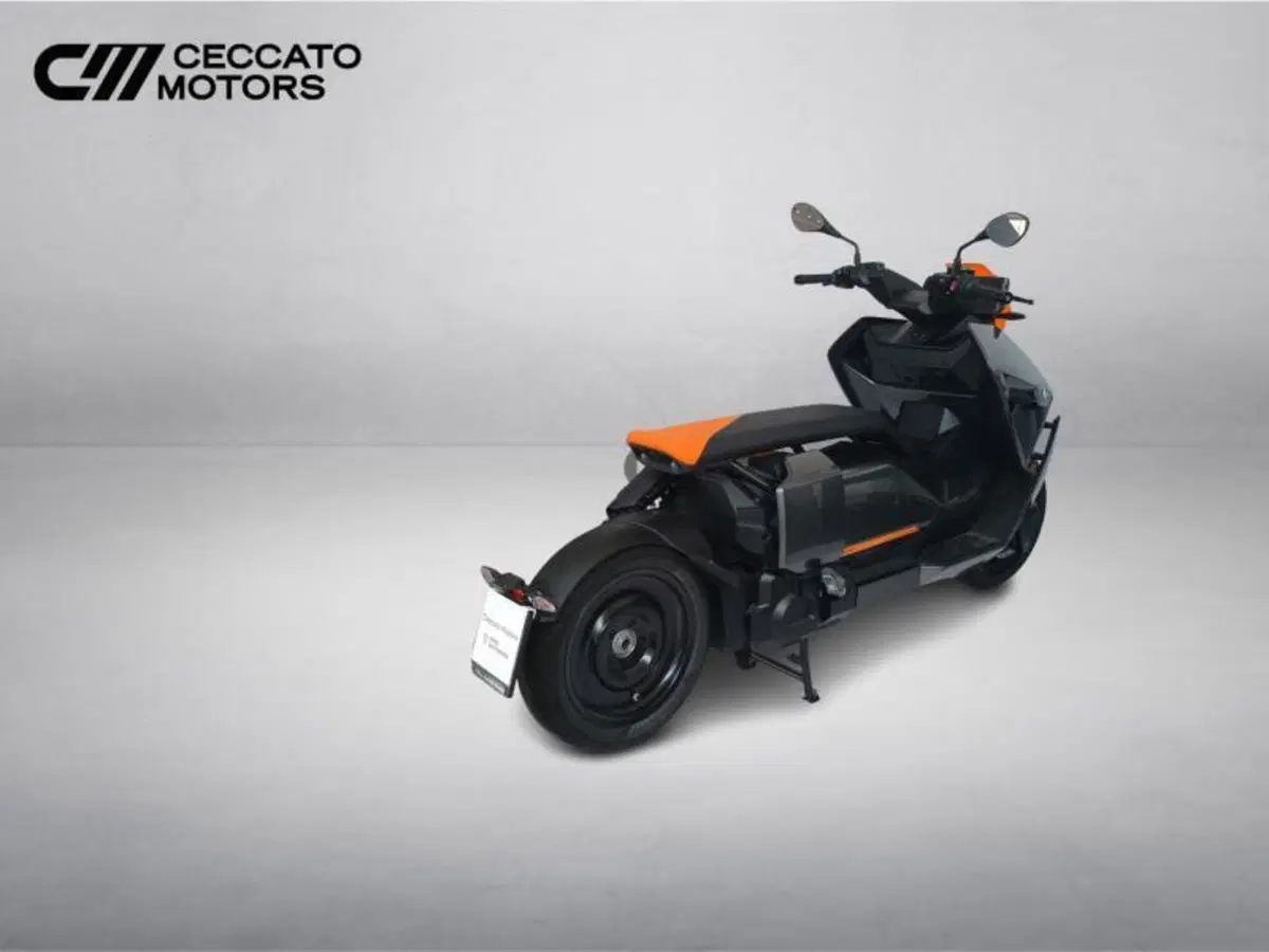 Bmw CE 04 (2021 - 25) (4)