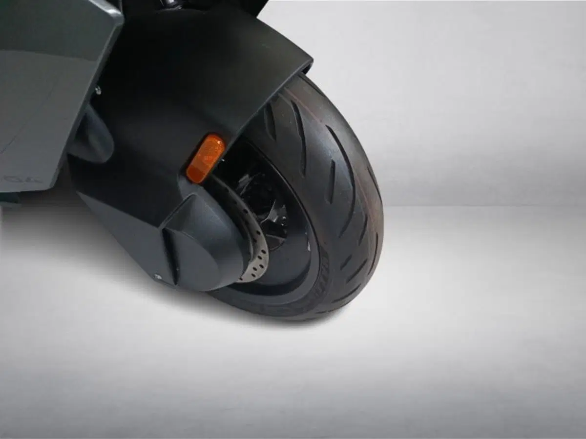 Bmw CE 04 (2021 - 25) (13)