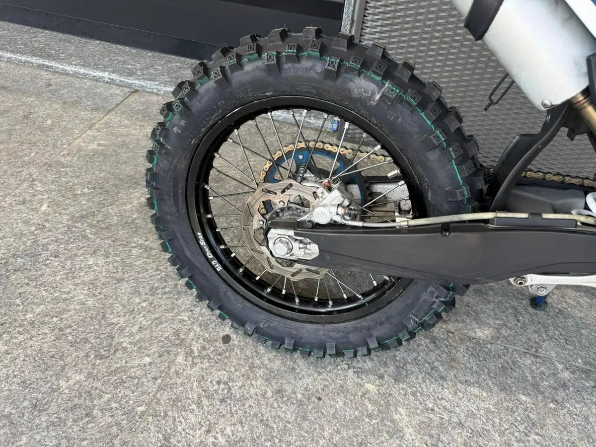 Husqvarna TE 125 (2016) (3)