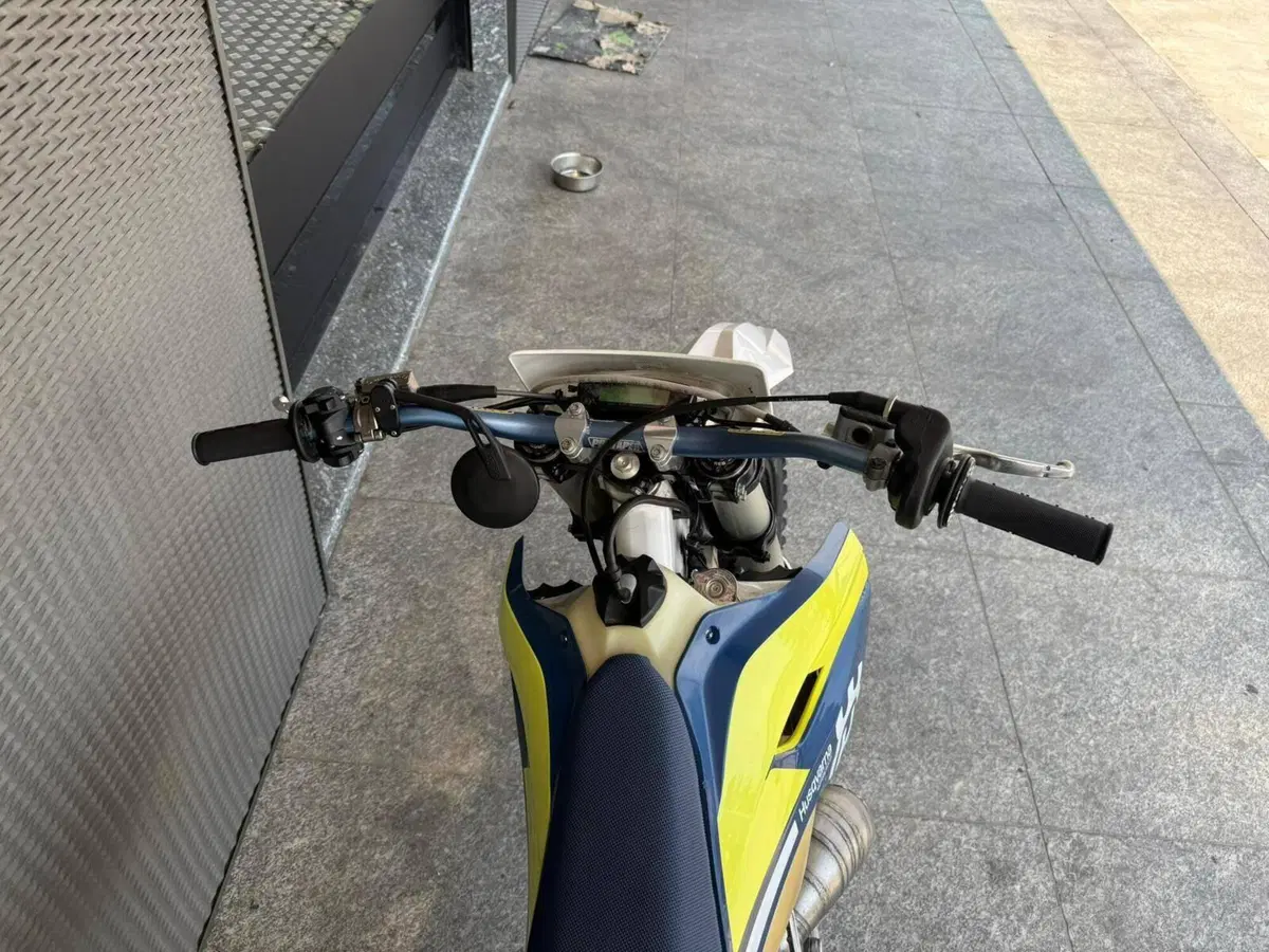 Husqvarna TE 125 (2016) (5)