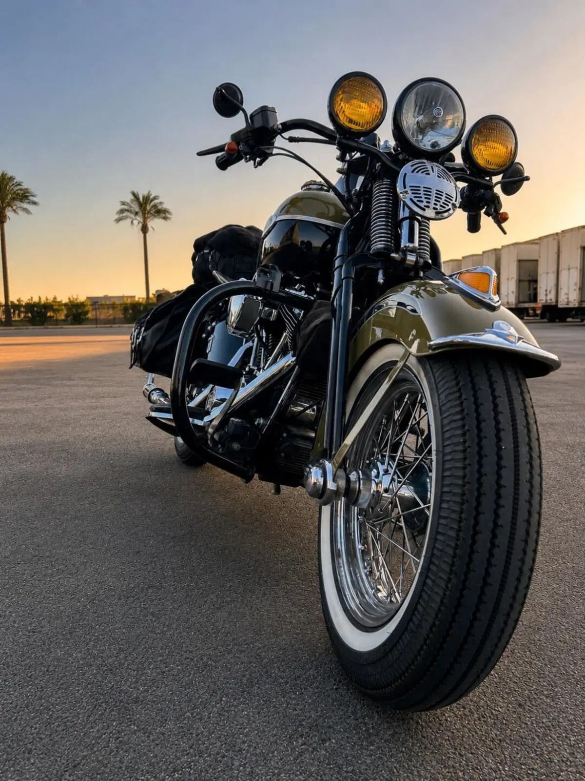 Harley-Davidson 1584 Springer Classic (2006 - 07) - FLSTSC (2)