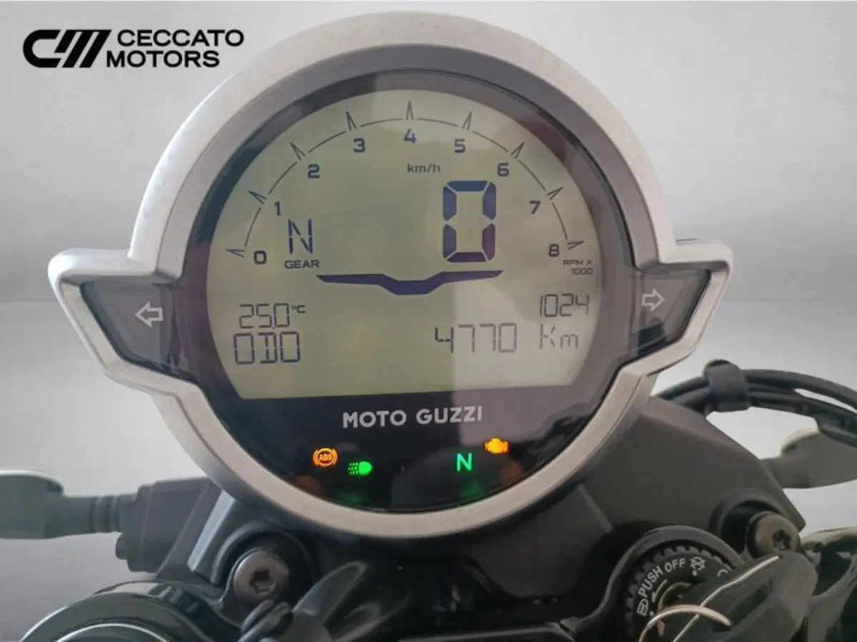 Moto Guzzi V7 850 Stone Special Abs (2021) (12)