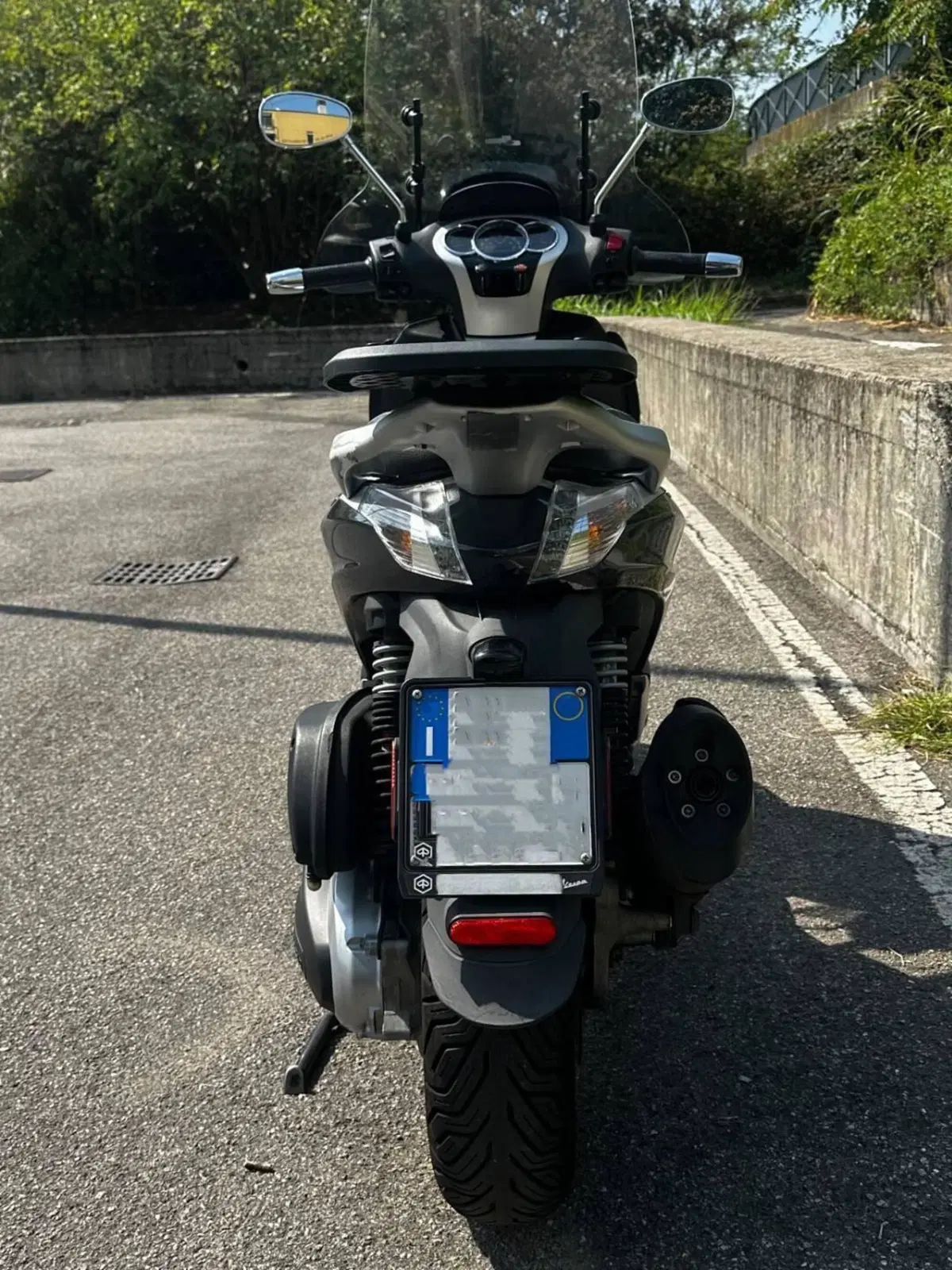 Piaggio Beverly 350 ABS (2016 - 20) (4)