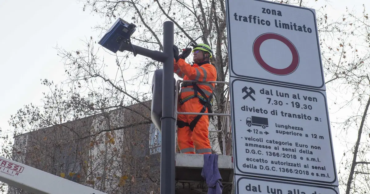 Milano, ZTL Isola: dal 7 settembre scattano le multe automatiche