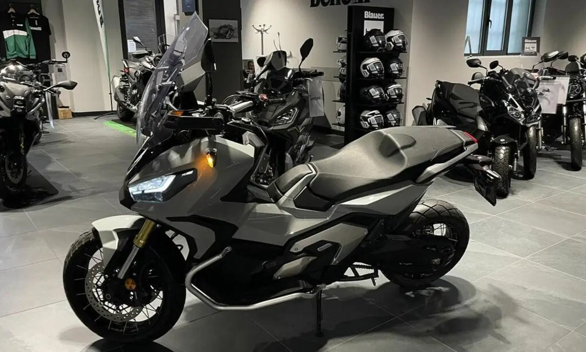 Honda X-ADV 750 DCT (2021 - 24) (4)