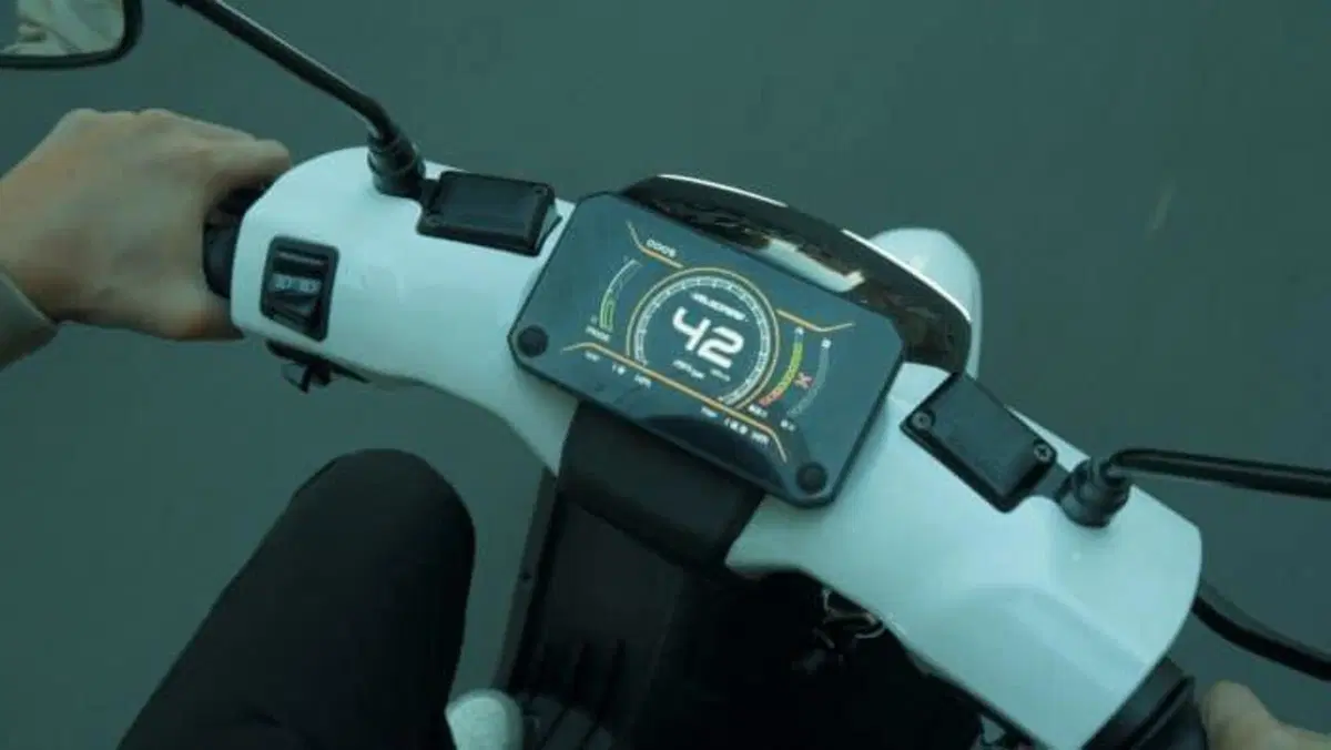 Velocifero Tennis 125 (2025 - 26) (2)