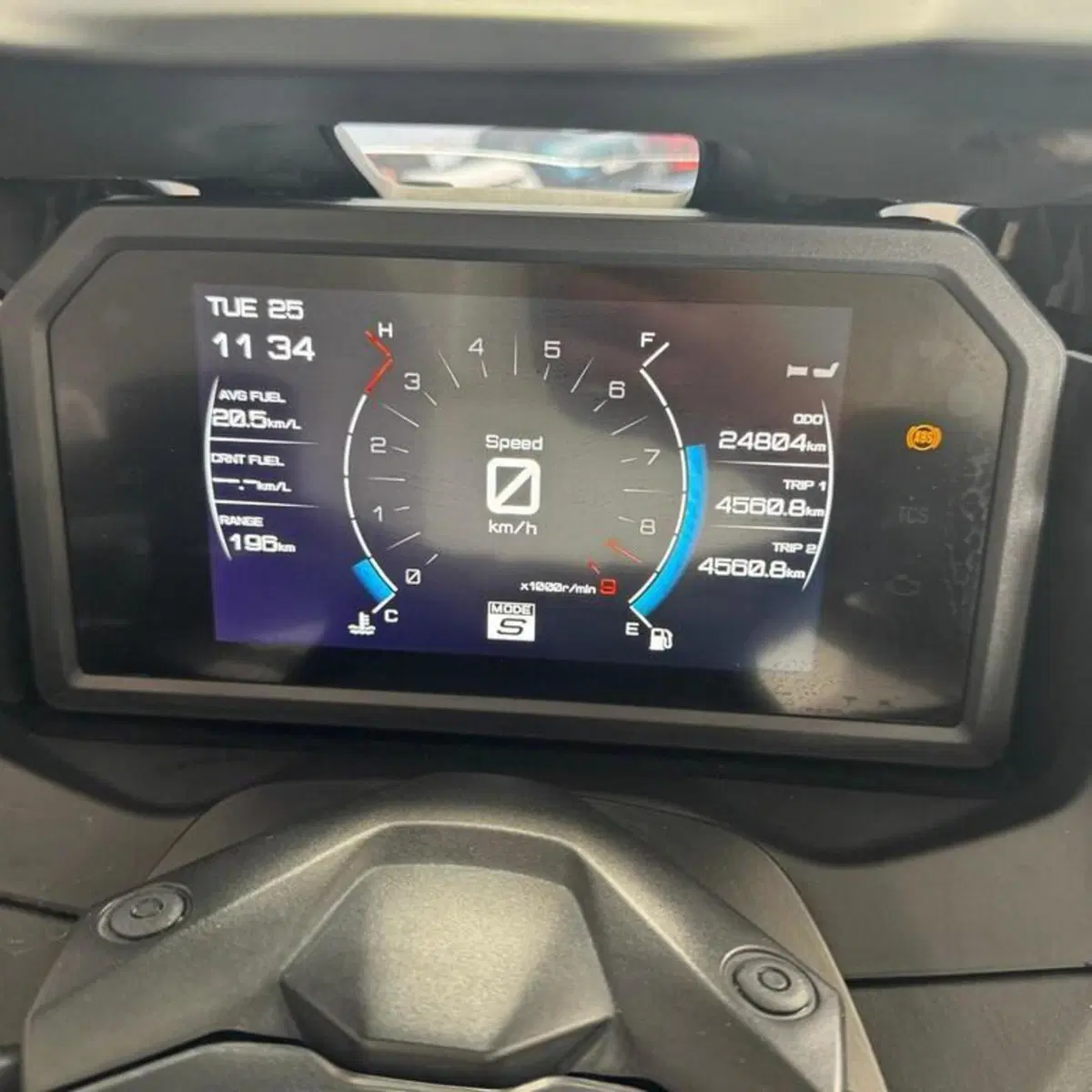 Yamaha T-Max 560 Tech Max (2022 - 24) (5)