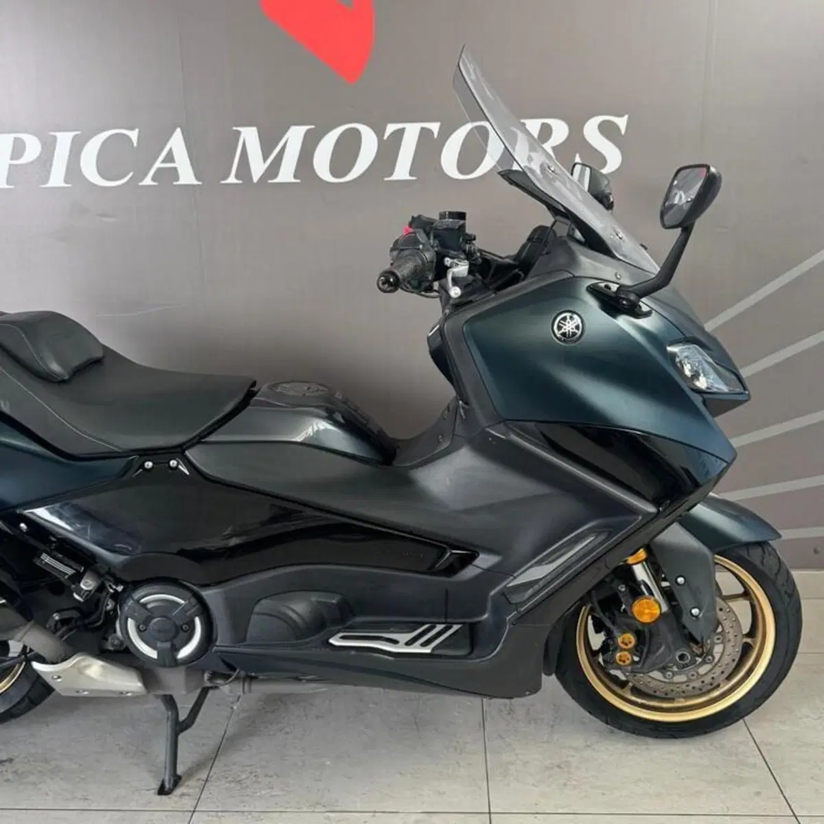 Yamaha T-Max 560 Tech Max (2022 - 24) (3)